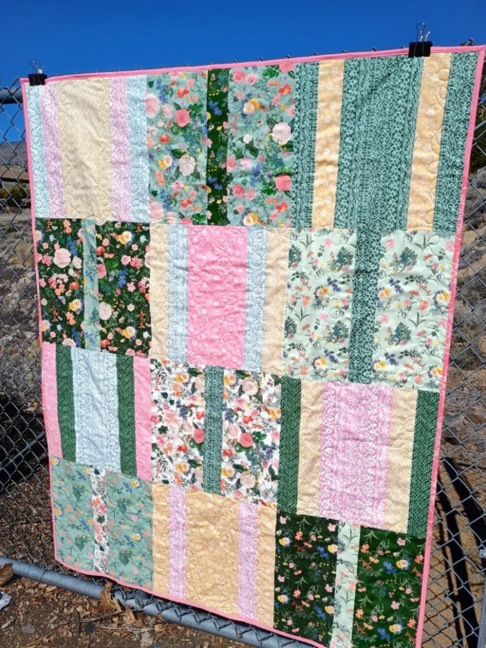🩷💚🪷💐🌻BN FLORAL COTTON LAP QUILT GREEN PINK WHITE